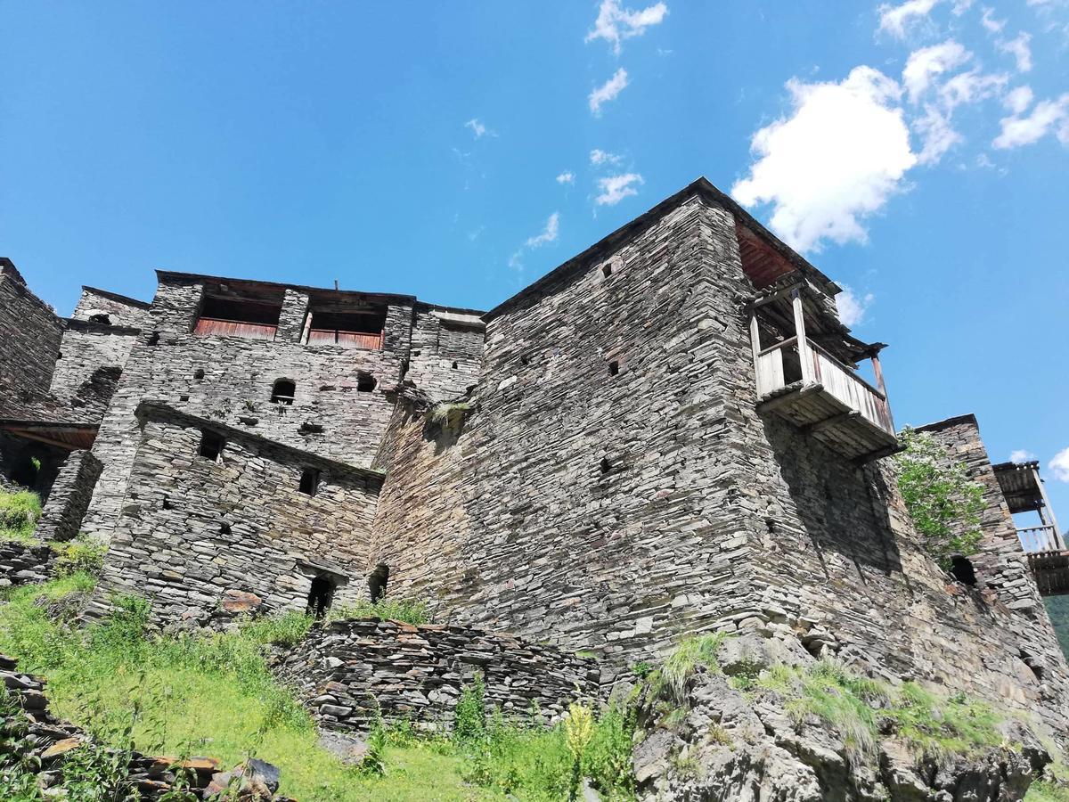 فندق "Front Castle" Shatili المظهر الخارجي الصورة